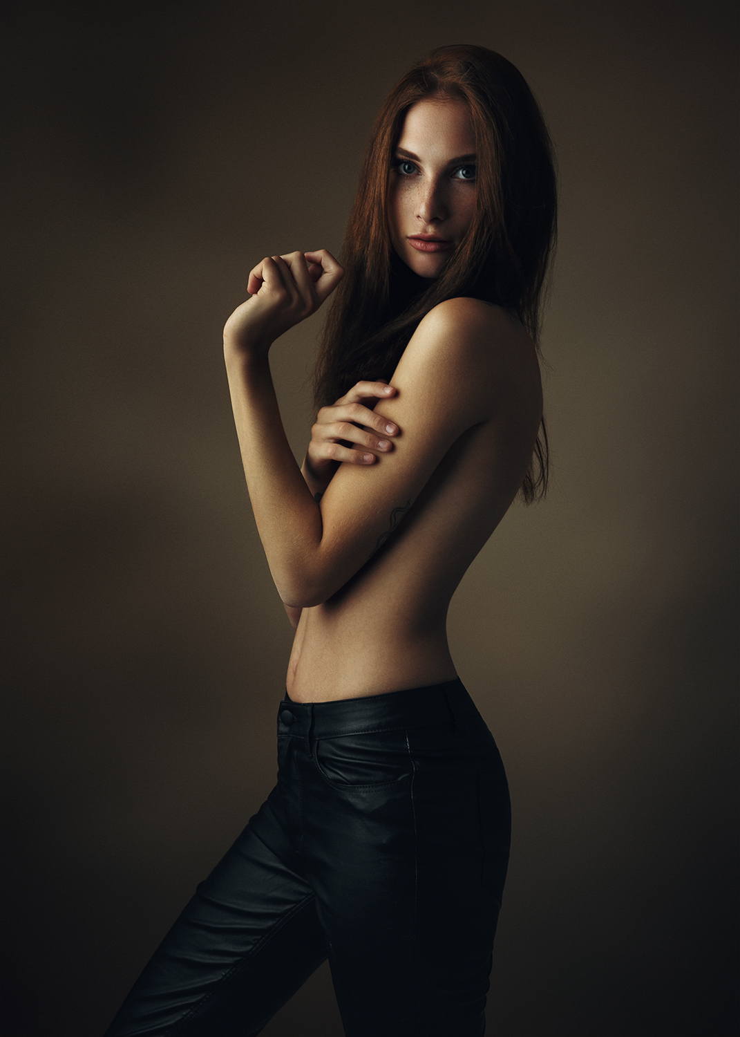 Dinah Amilia010352,1