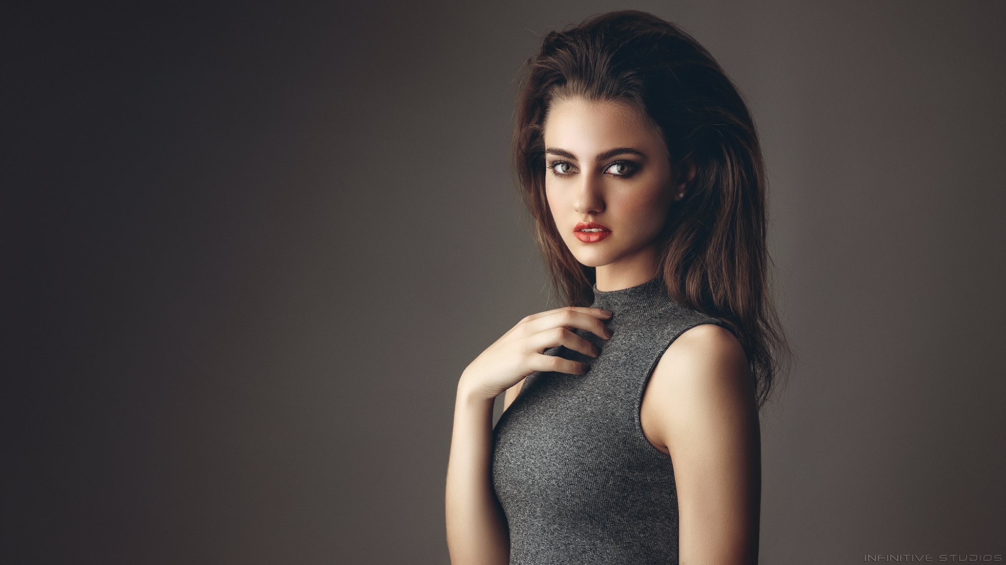 Natalie Jakobsen010057,1